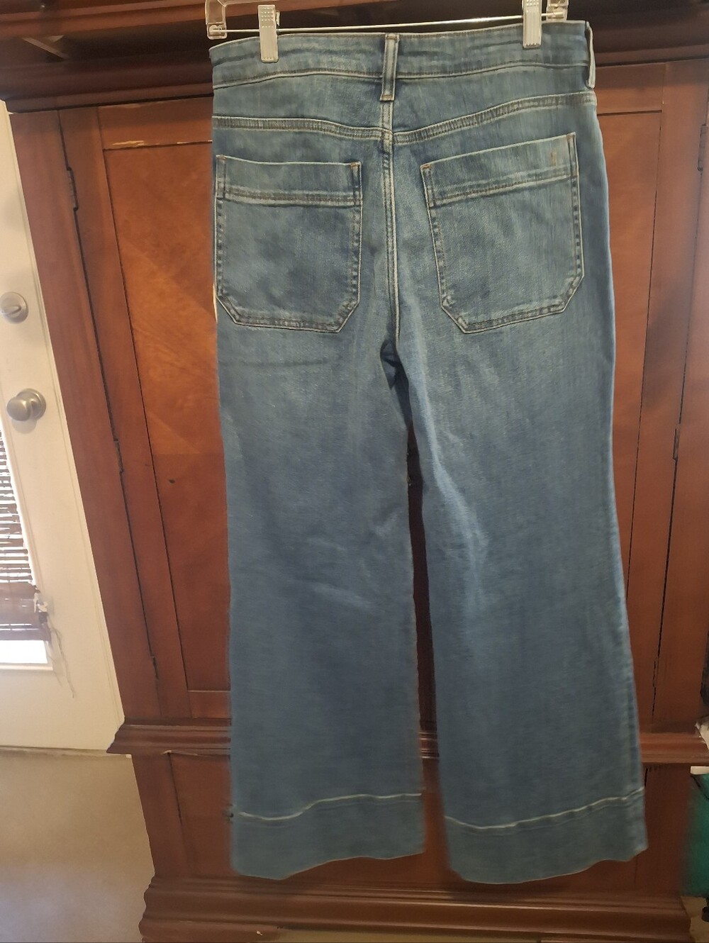 Pilcro Rylan Relaxed Wide Leg Jeans - Picture 3 of 4